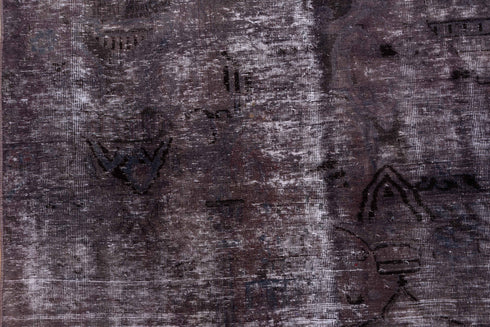 Vintage Distressed Area Rug (9' x 12')